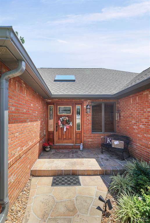 13 Timber Waters CT, Swansea, IL 62226