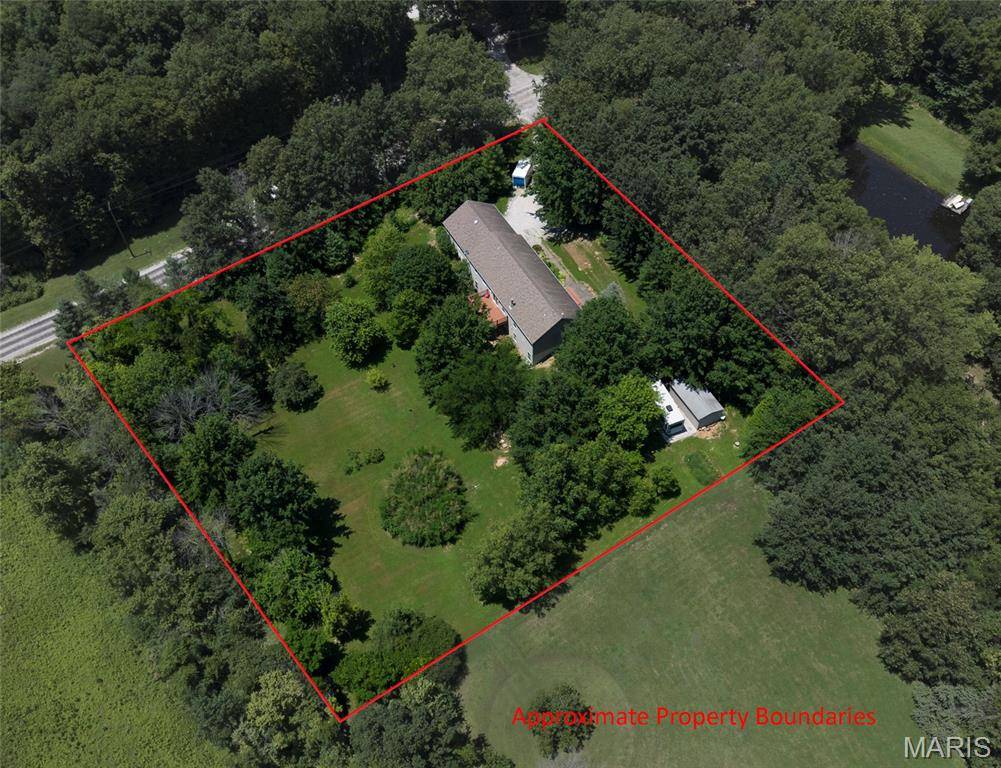 6844 QUERCUS GROVE RD, Edwardsville, IL 62025