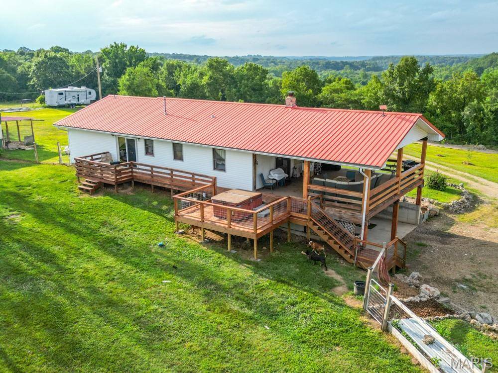 33020 Hall Rd, Richland, MO 65556