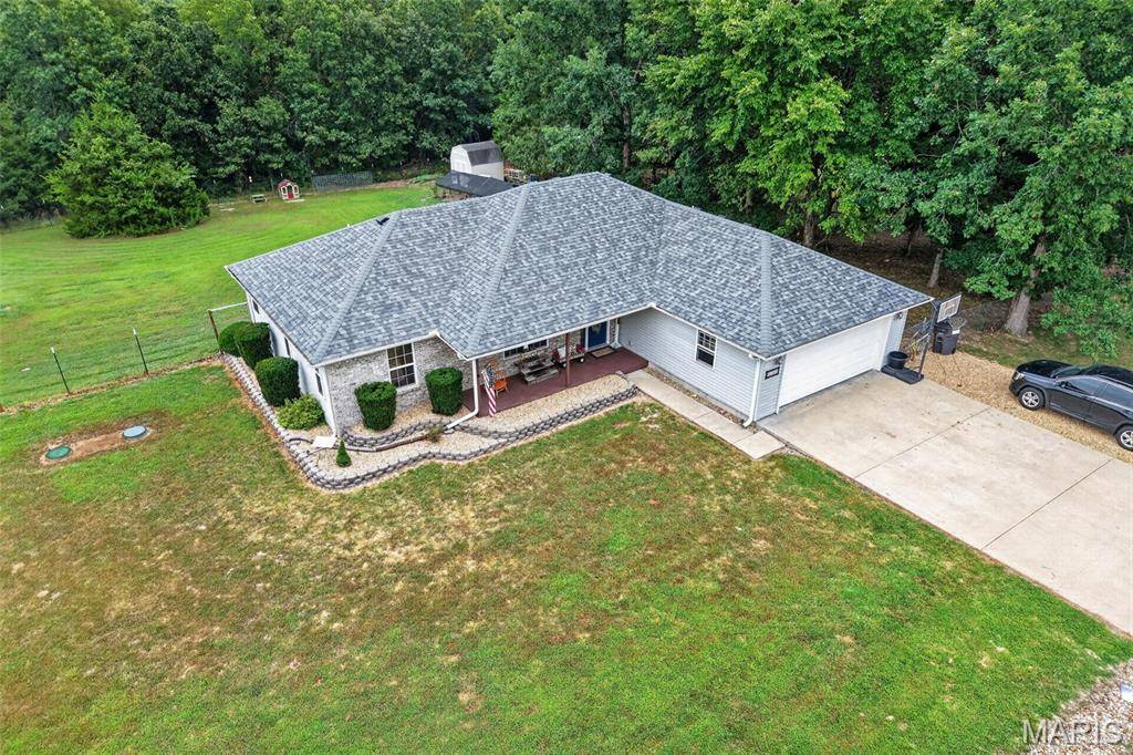 21049 Larson RD, Waynesville, MO 65583