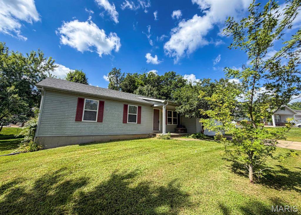 8468 Marko DR, Cedar Hill, MO 63016