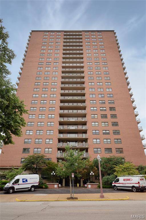 4466 W Pine BLVD #8C, St Louis, MO 63108
