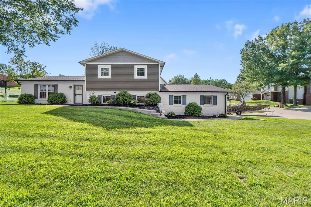 1305 Ashland Hills DR, Cape Girardeau, MO 63701