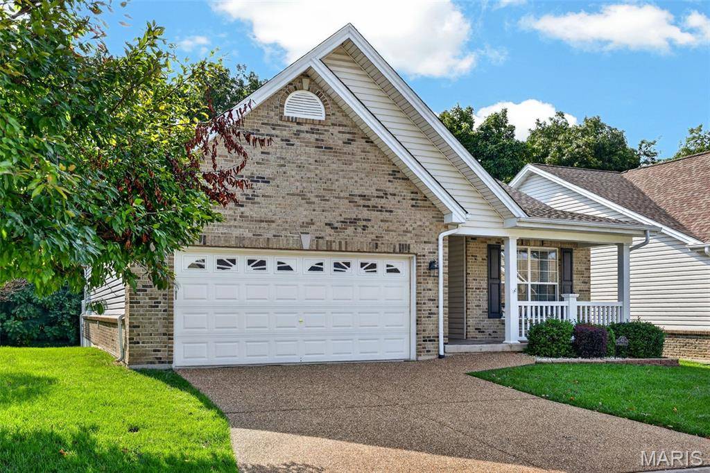 415 Newport DR, St Peters, MO 63376