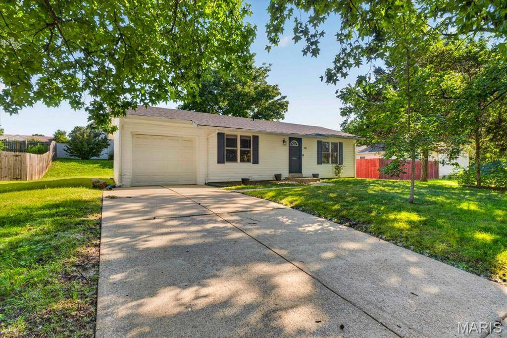 3605 Coriander DR, St Charles, MO 63303
