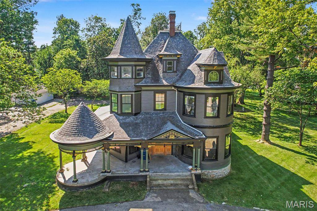 628 W Columbia ST, Farmington, MO 63640