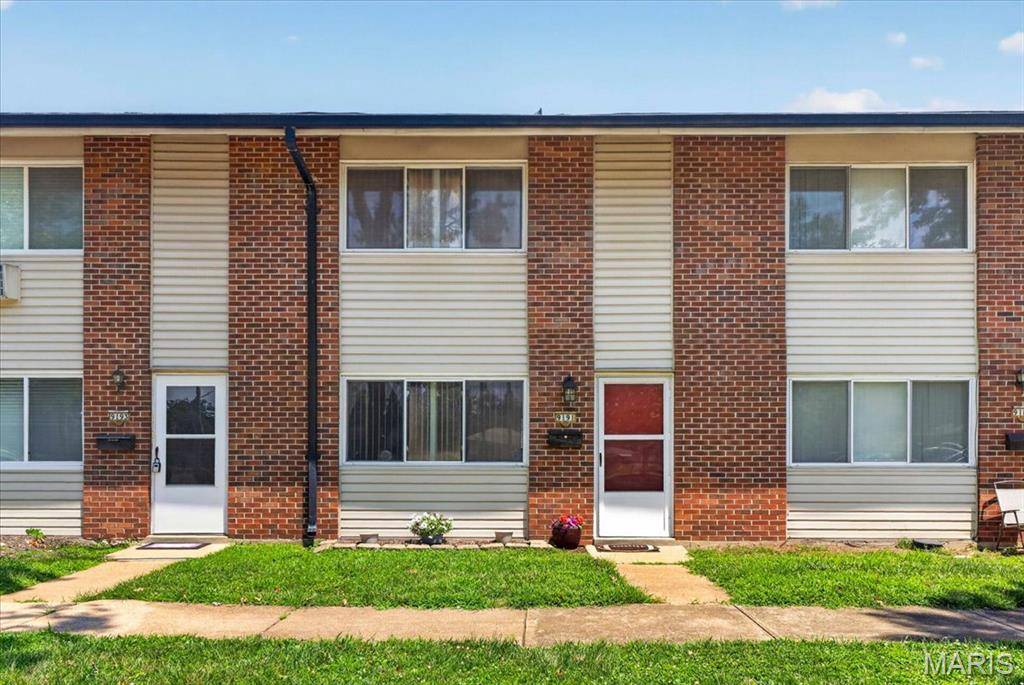 9191 Villaridge CT, Affton, MO 63123
