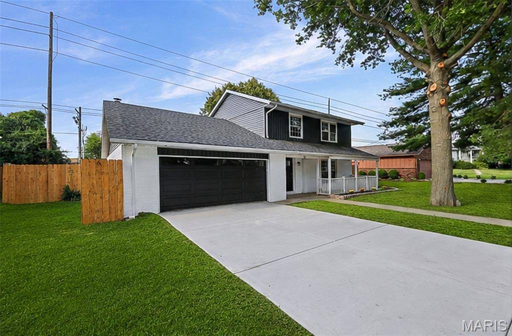 55 Blanc Lee, Belleville, IL 62226