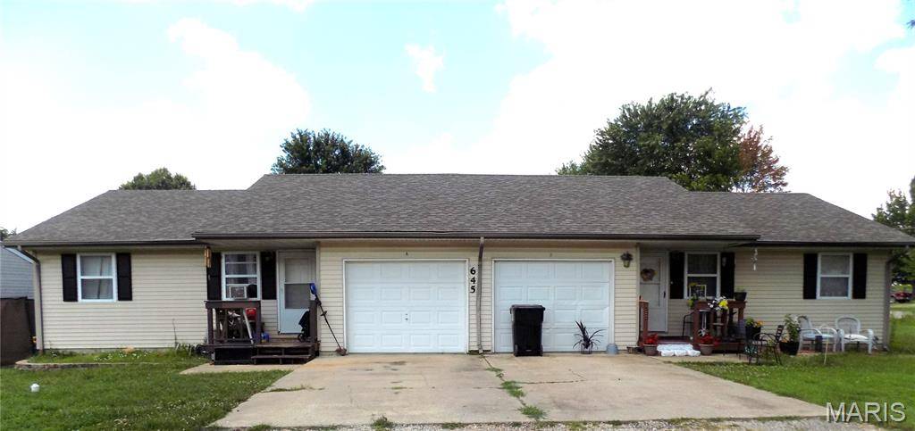 645 N Springfield RD #A/B, St James, MO 65559