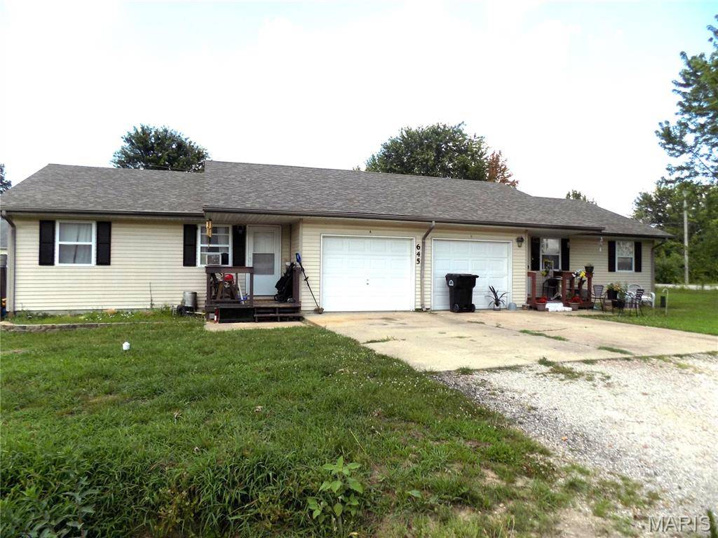 645 N Springfield RD #A/B, St James, MO 65559