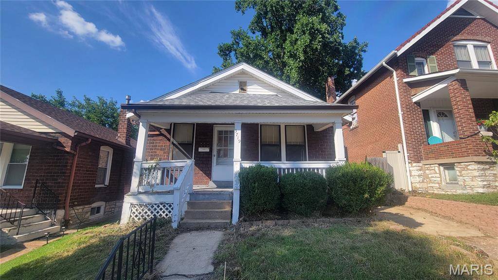 3719 Neosho ST, St Louis, MO 63116