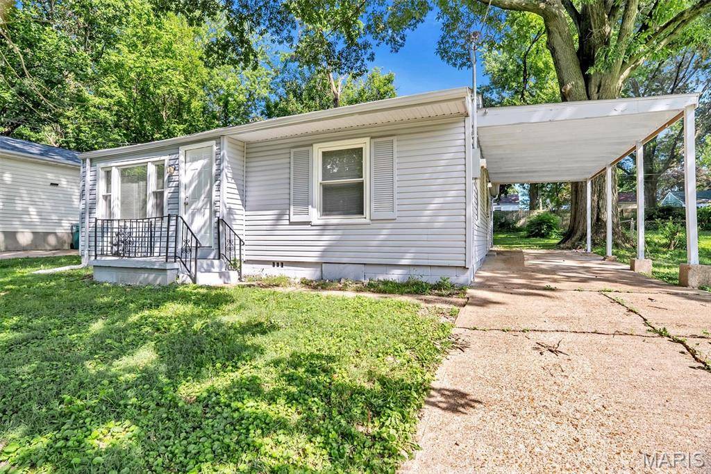 134 Anistasia DR, Calverton Park, MO 63135