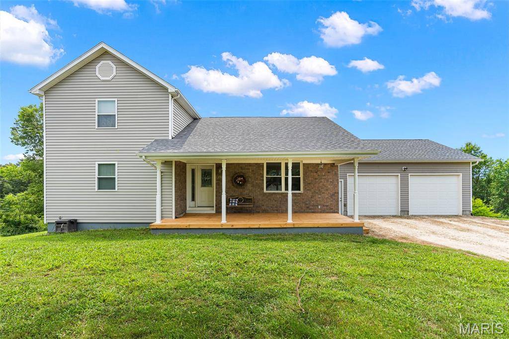 4748 Hilltop DR, Washington, MO 63090