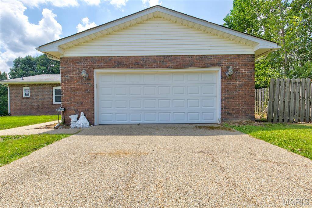 14904 Sycamore ST, Grafton, IL 62037