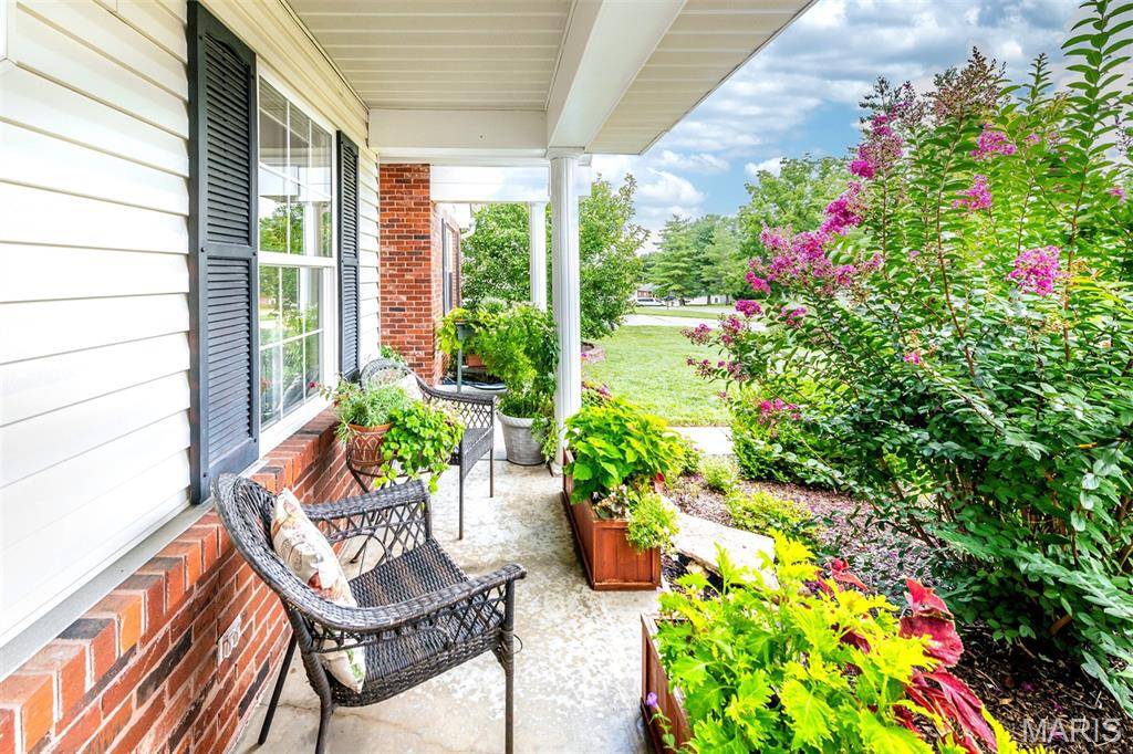 16845 Enderbush LN, Eureka, MO 63025
