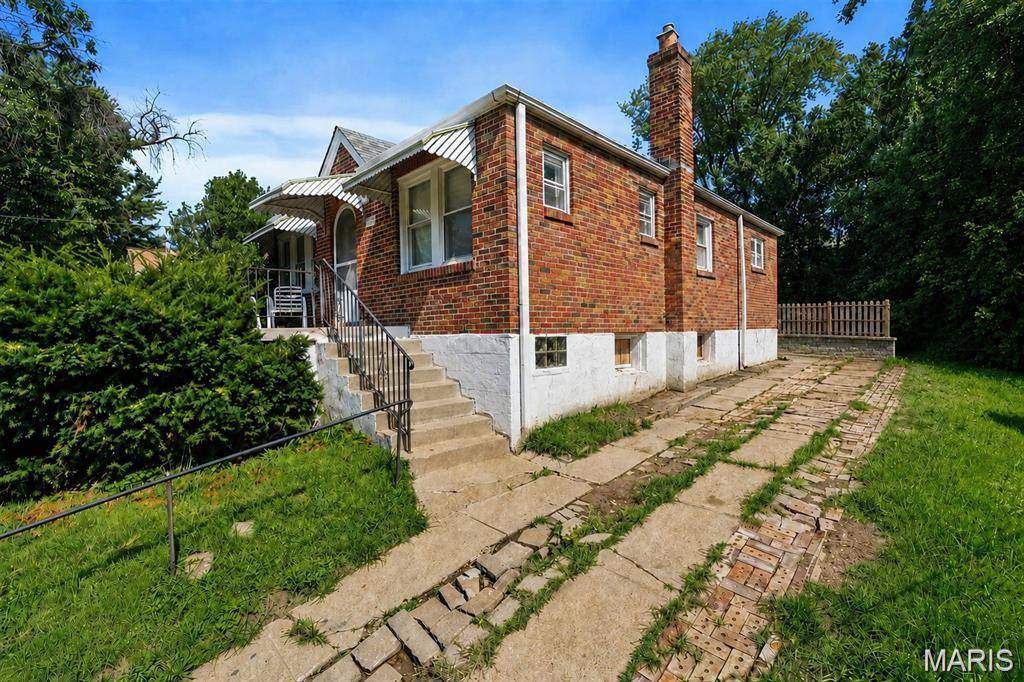 7707 Murdoch AVE, Shrewsbury, MO 63119