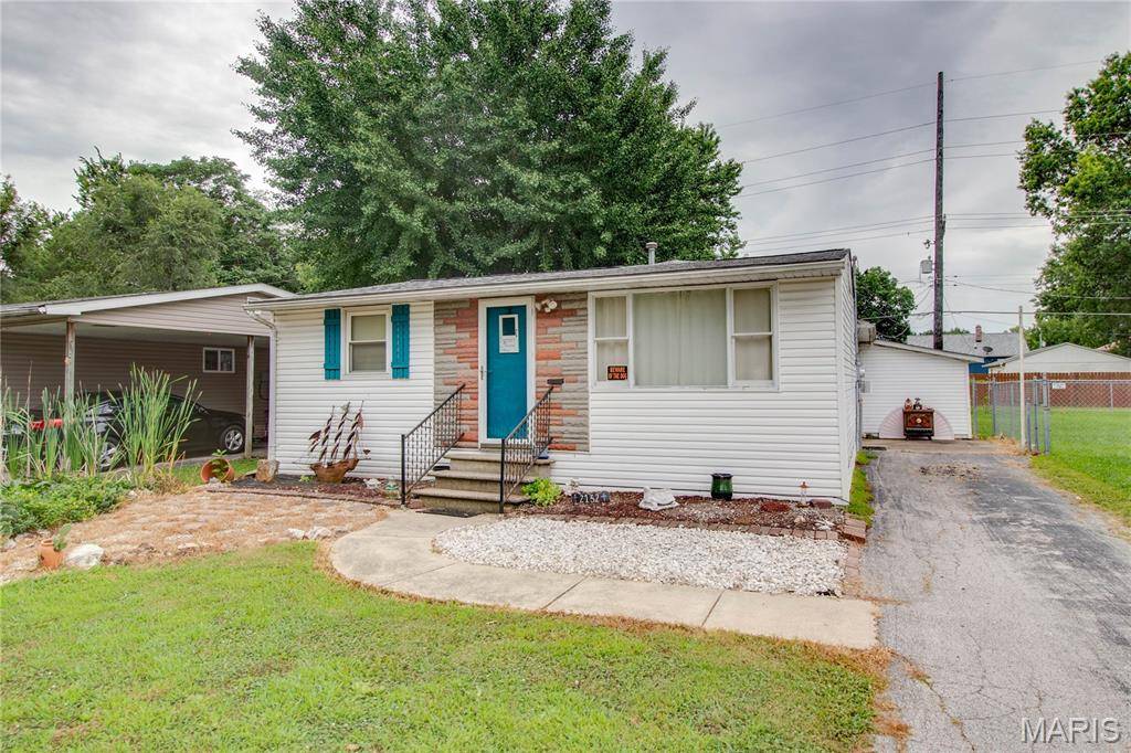 2132 Miracle AVE, Granite City, IL 62040