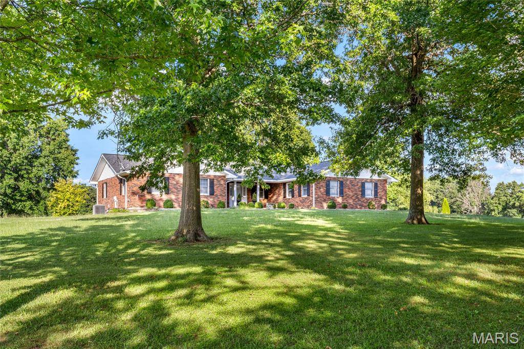 794 Linns Mill RD, Troy, MO 63379