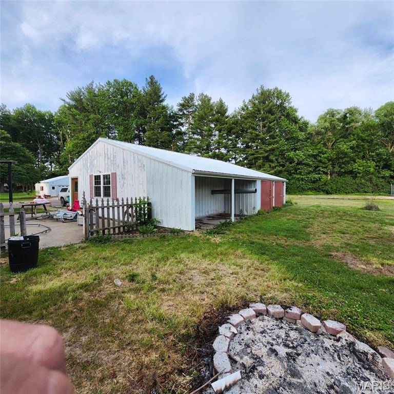 309 E Clay ST, Pleasant Hill, IL 62366