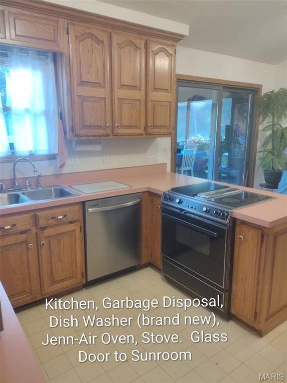 885 Shannon Hills LN, Robertsville, MO 63072