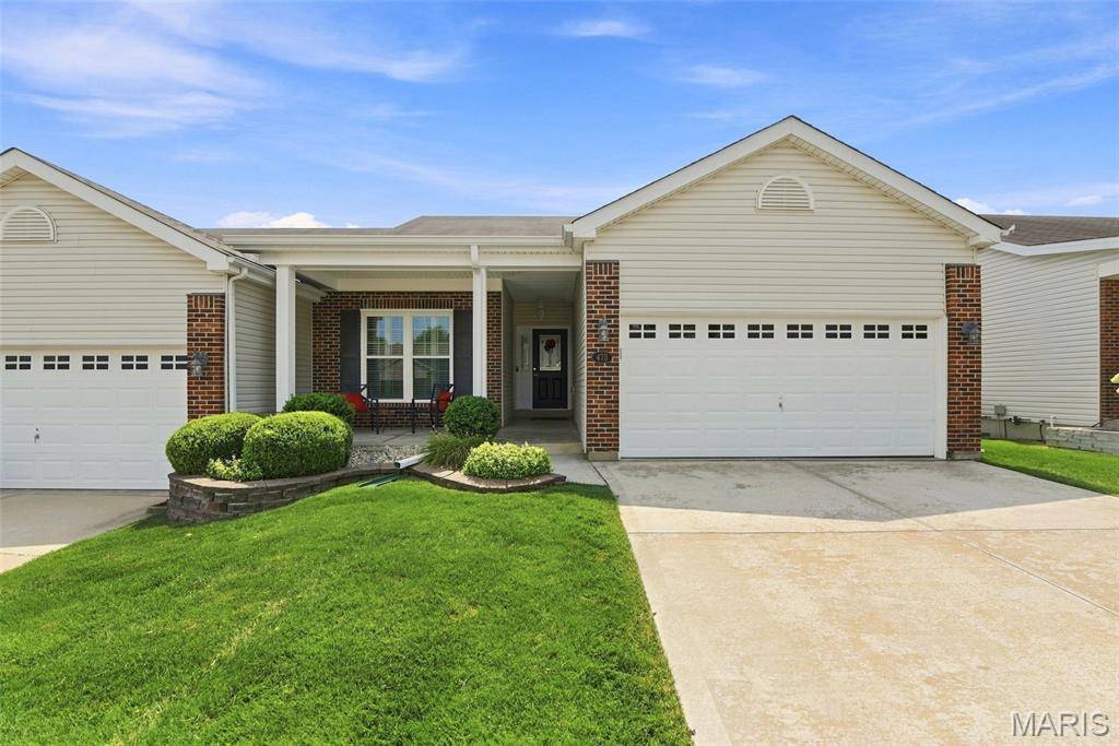 473 Angelique PL, St Charles, MO 63303