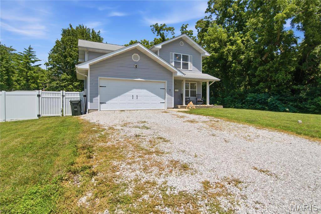 619 W Saint Louis ST, Columbia, IL 62236