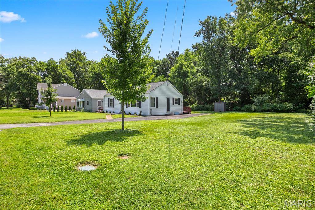446 W Kirkham AVE, Webster Groves, MO 63119