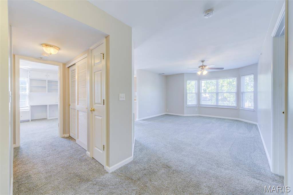 480 Benton DR #F, St Peters, MO 63376