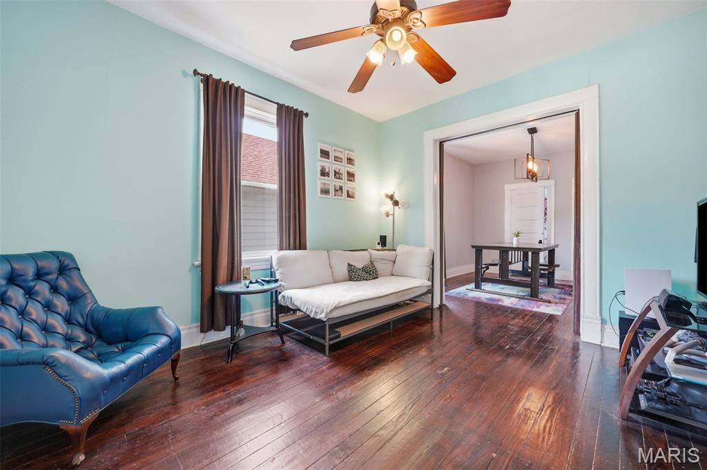 6807 Dale AVE, St Louis, MO 63139