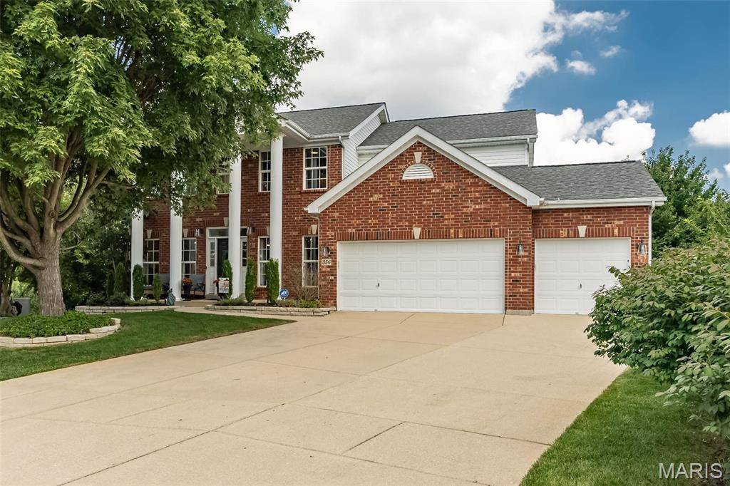 356 Carr Manor CT, Ballwin, MO 63021