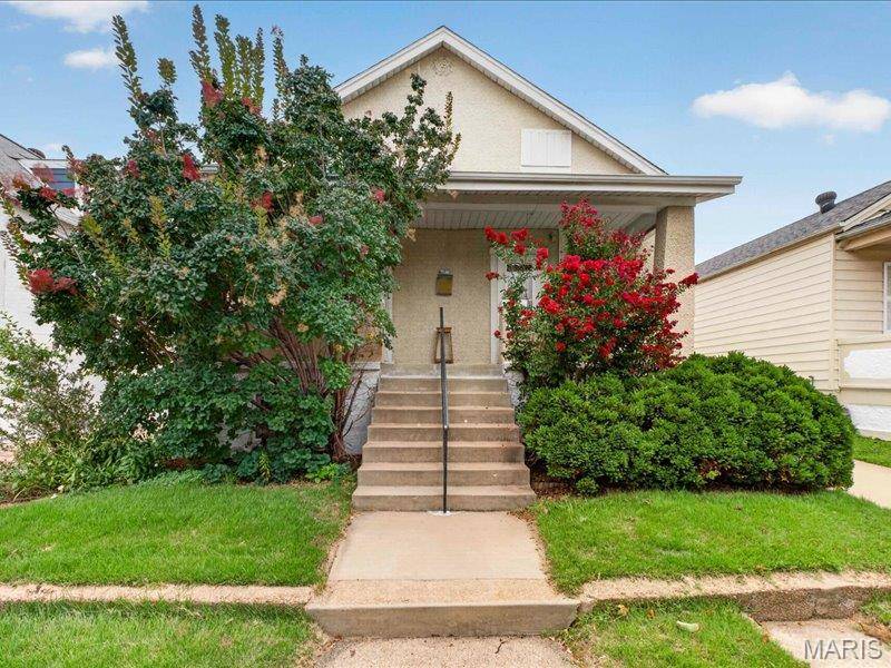 5221 Bischoff AVE, St Louis, MO 63110