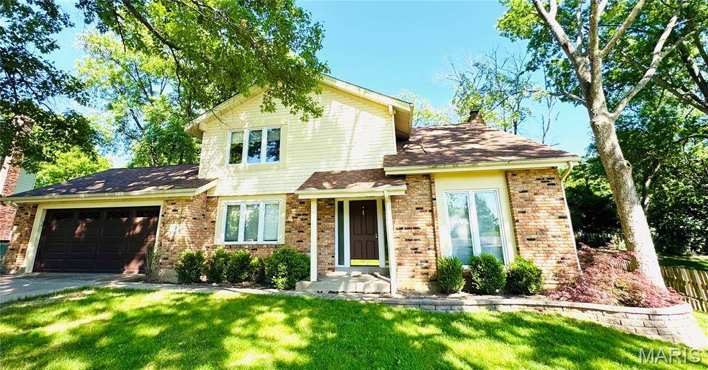 160 Lucerne Place DR, Ballwin, MO 63011