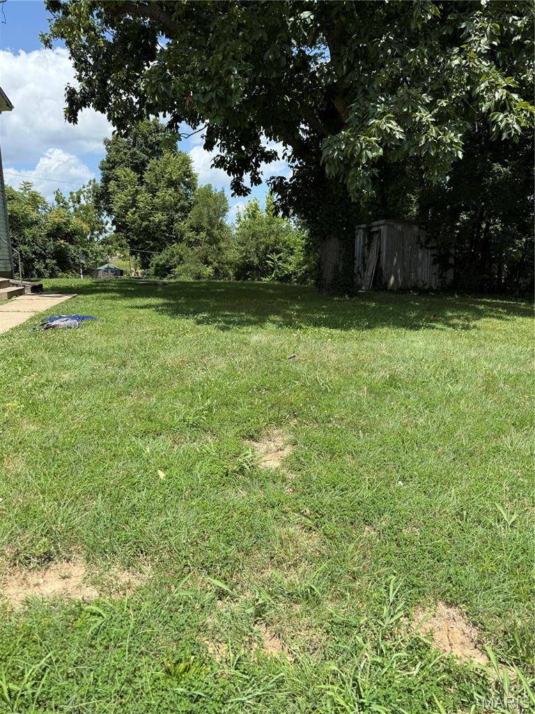 315 Veterans Memorial Pkwy, Wright City, MO 63390