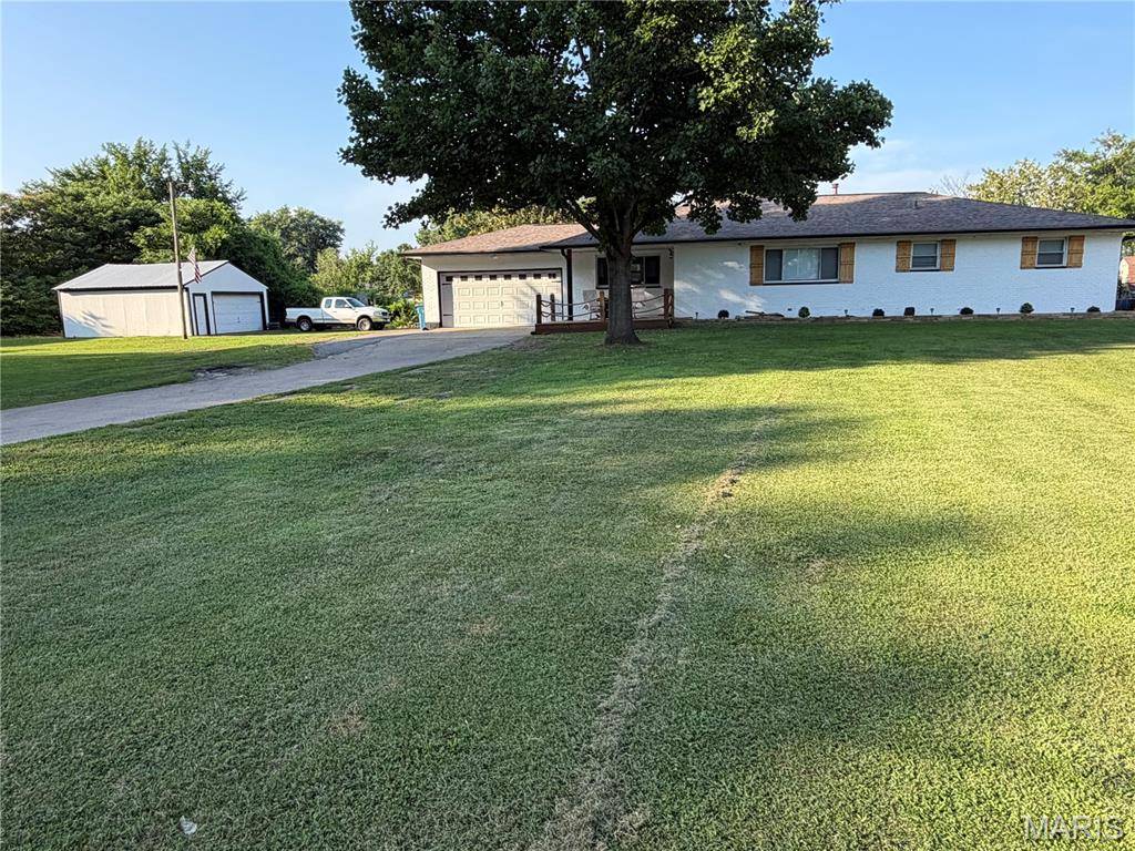 4330 Lake DR, Granite City, IL 62040