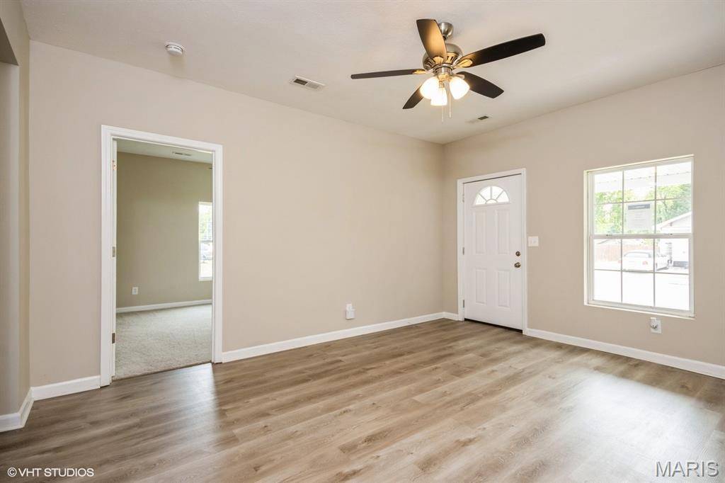 713 S Jackson ST, Litchfield, IL 62056