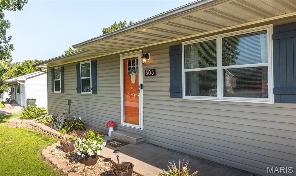 505 Silver Leaf LN, Rolla, MO 65401