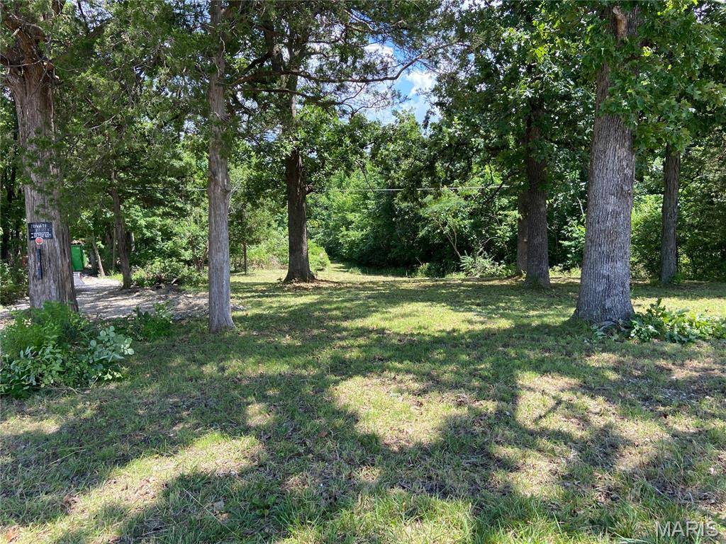 3744 Athena School RD, De Soto, MO 63020