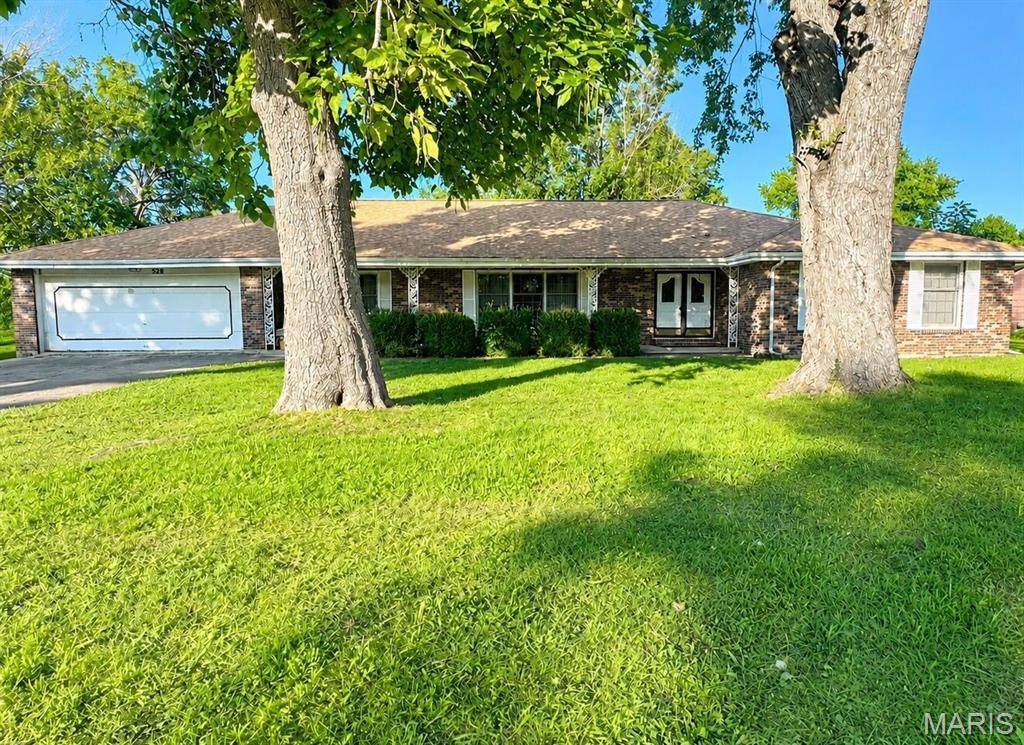 528 Home DR, St James, MO 65559