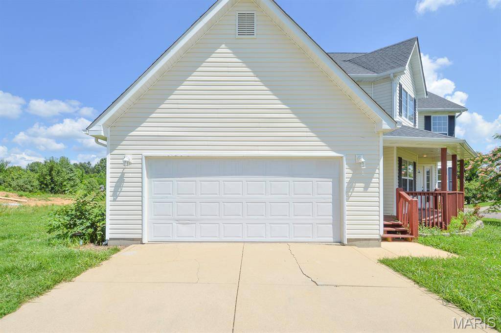 1021 Buck CT, Sullivan, MO 63080