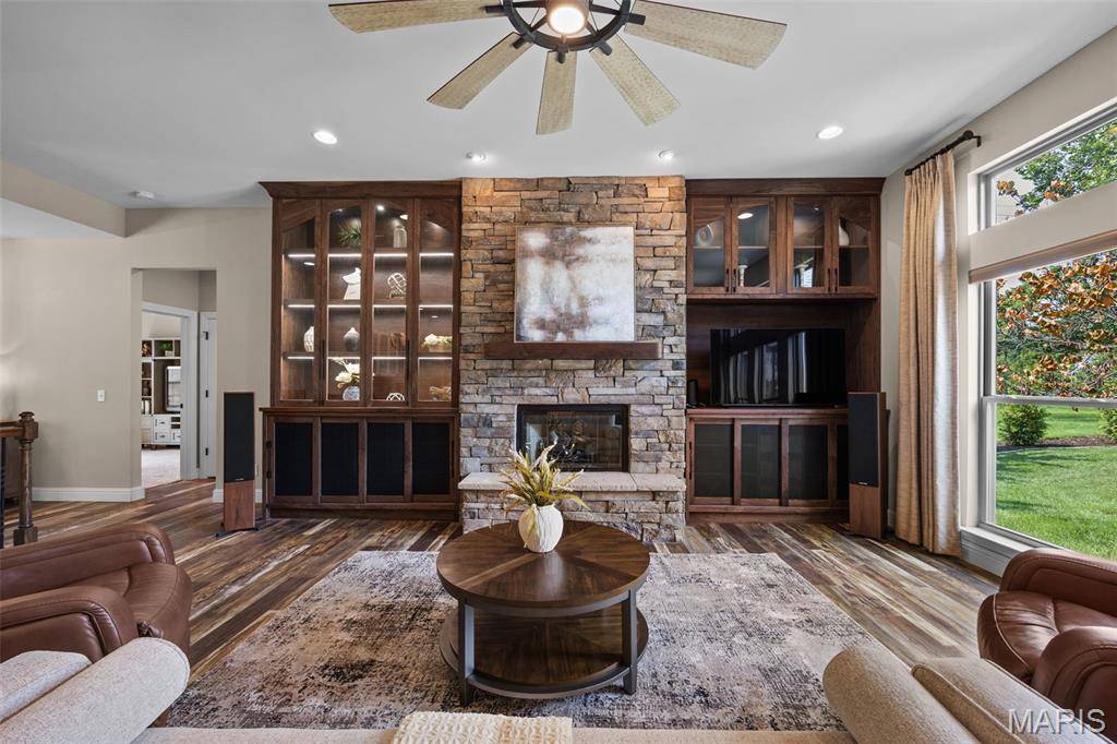 605 Joyce Ann DR, Manchester, MO 63021