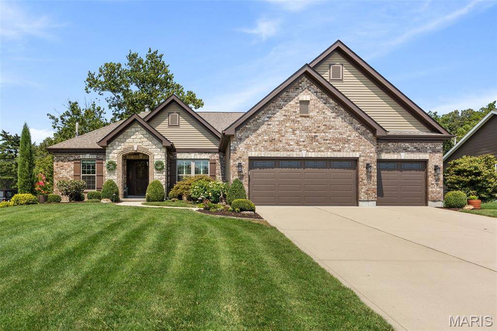 605 Joyce Ann DR, Manchester, MO 63021