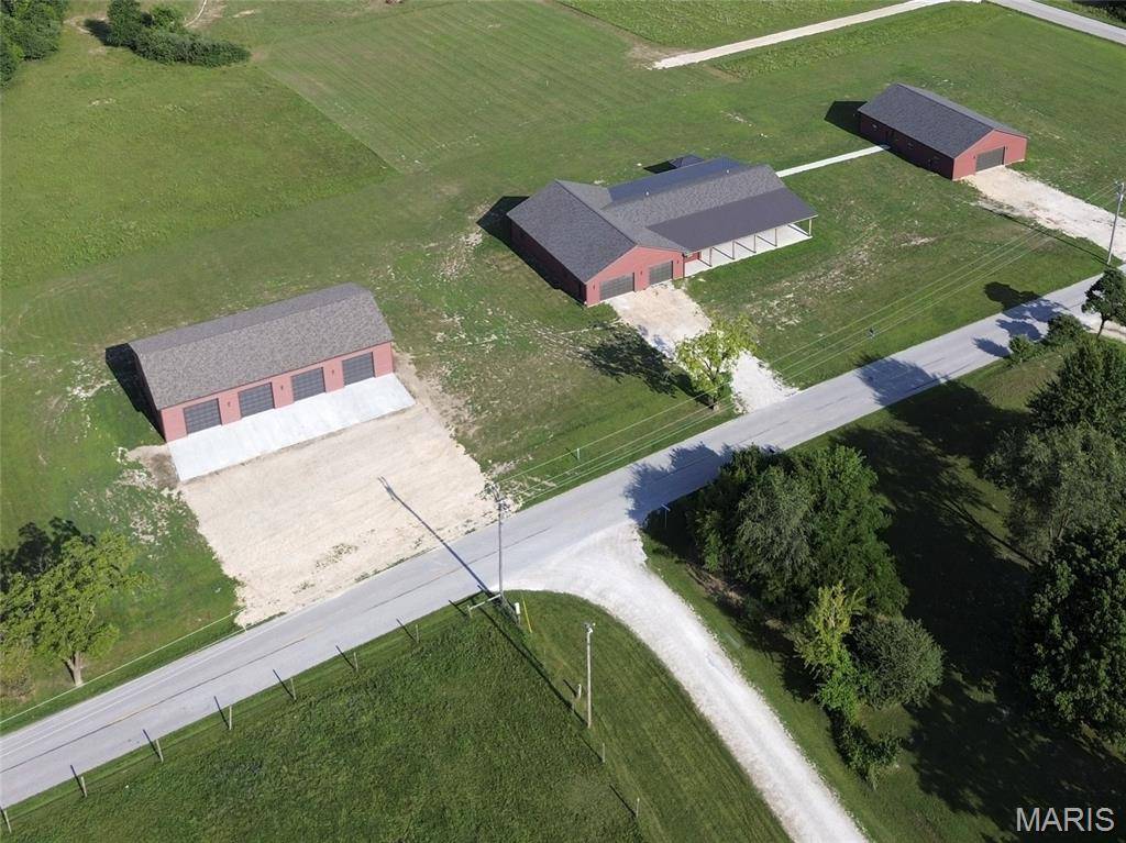 100 Blackmore RD, Foley, MO 63347