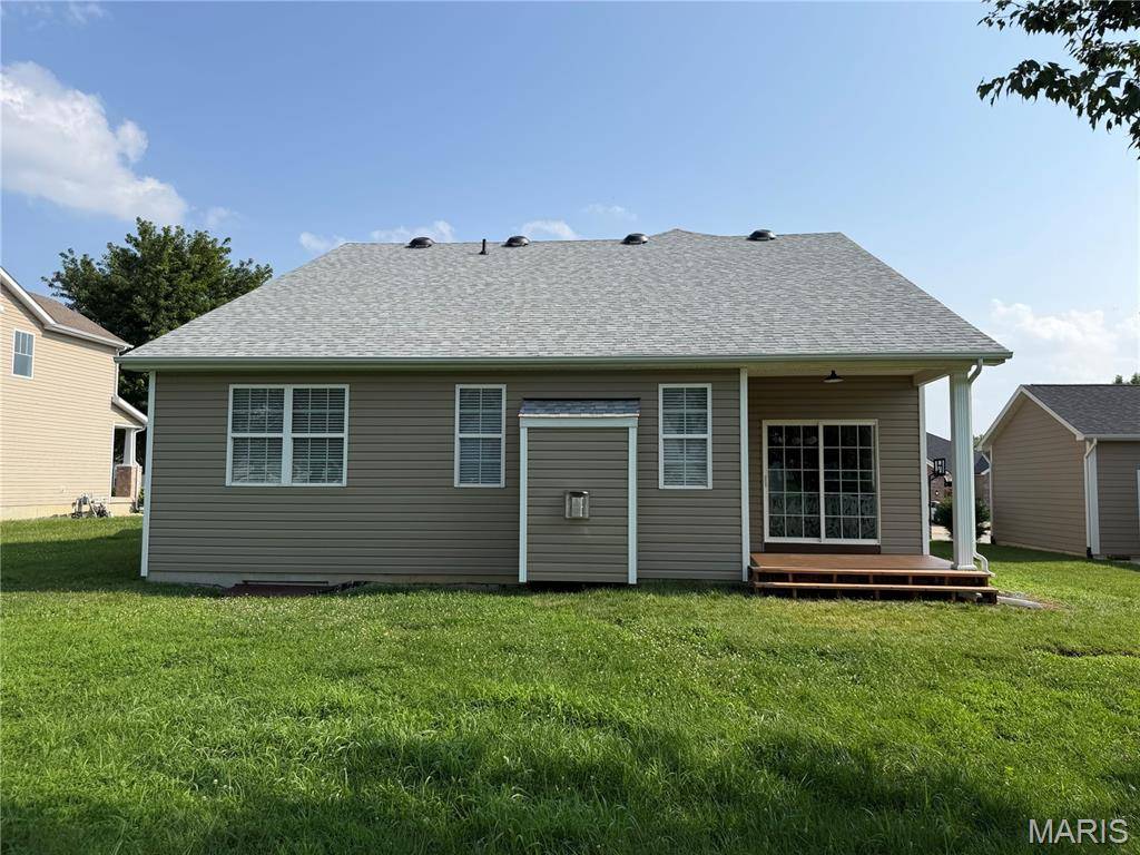 520 Longfellow DR, O'fallon, IL 62269