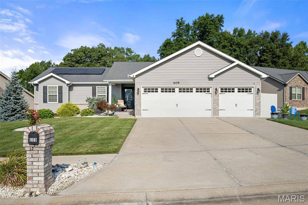 609 Courageous LN, Wentzville, MO 63385