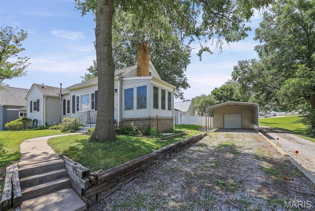 506 St Louis, Pinckneyville, IL 62274