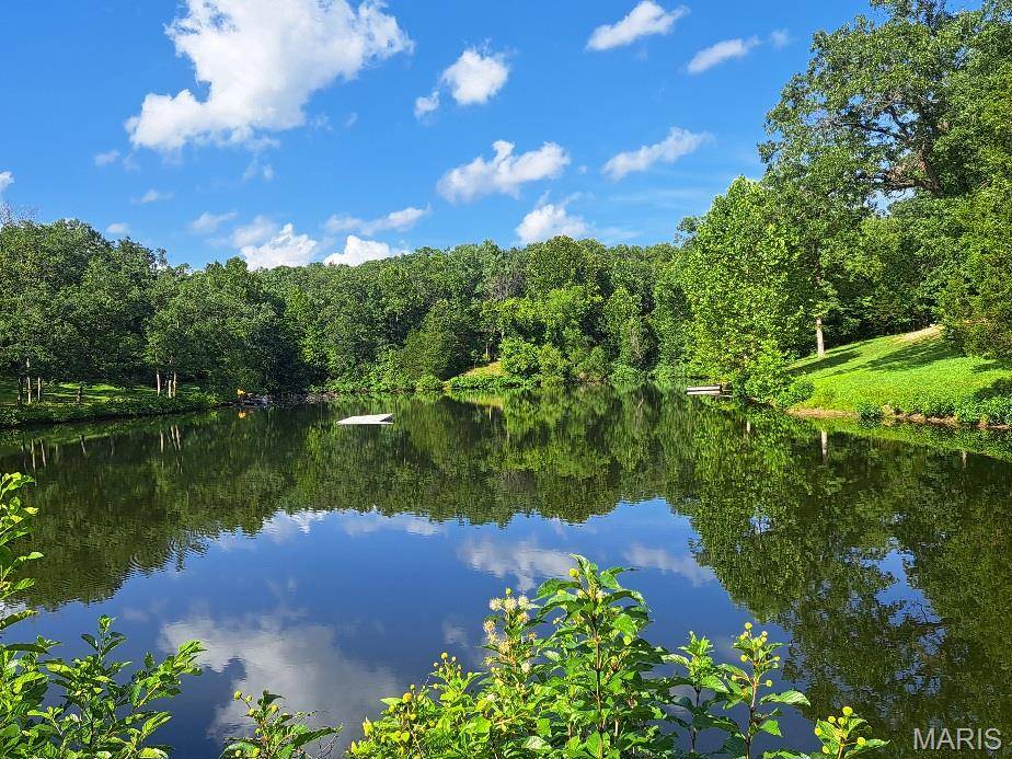 331 Scovill Lake RD, Robertsville, MO 63072