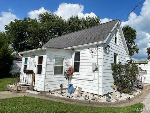 405 S Clinton ST, New Athens, IL 62264