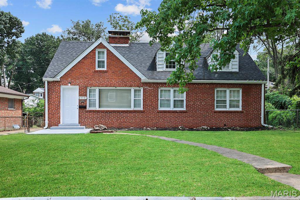 4500 Begg BLVD, Northwoods, MO 63121