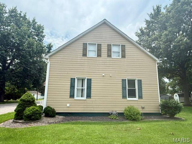605 Munster ST, Germantown, IL 62245