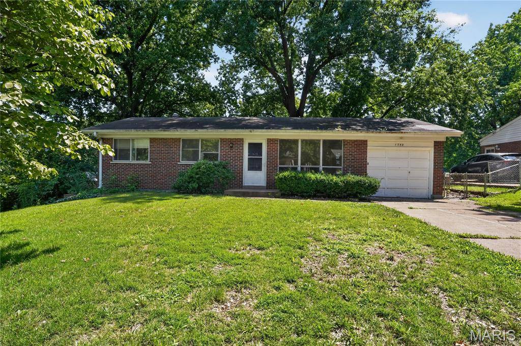 1758 Dowd DR, Dellwood, MO 63136